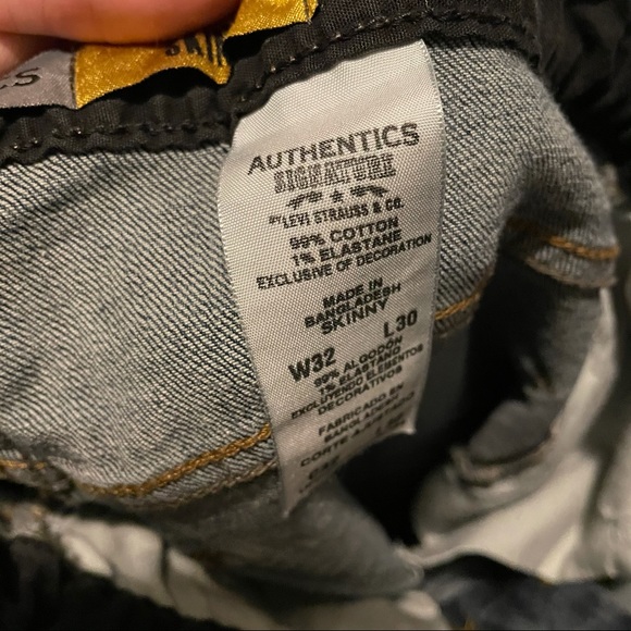 Authentics signature Levi Strauss & co - Picture 6 of 6